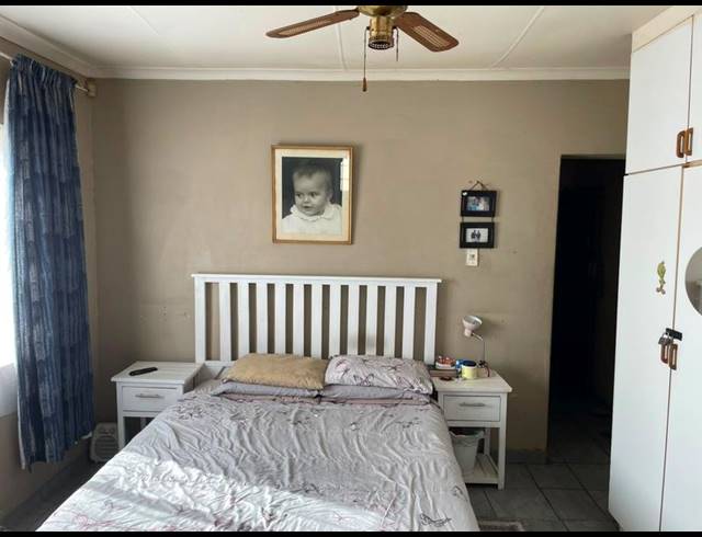 4 BEDROOM HOUSE FOR SALE IN ALGOA PARK